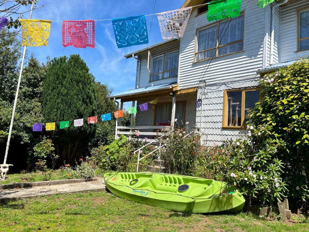 Hotel Purple Fox Ancud Esterno foto